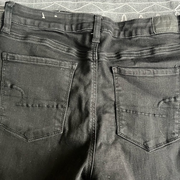 American Eagle Next Level Stretch Ripped Jeans - Picture 4 of 5